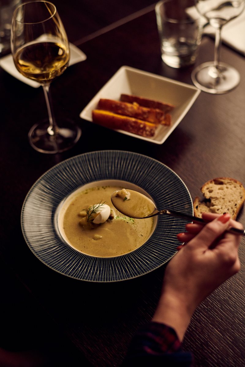 BOHEMIAN CHRISTMAS MENU